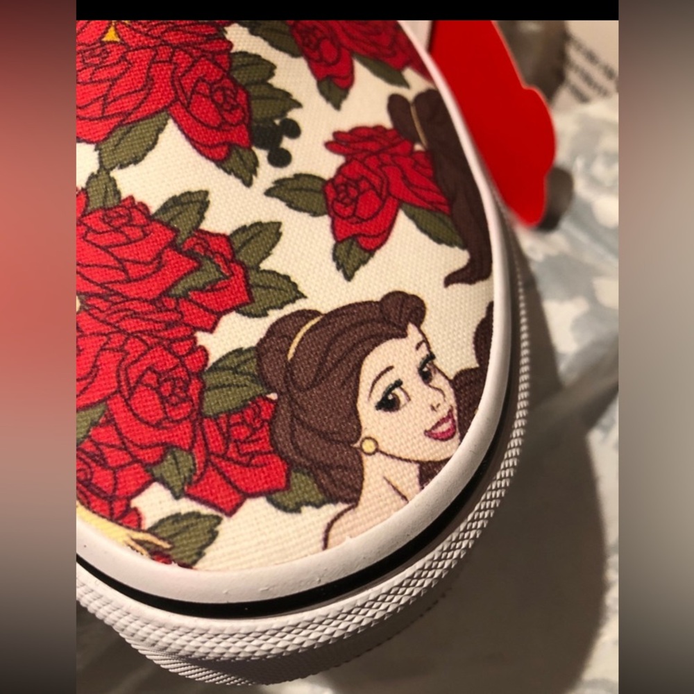 NWT Limited Edition Rare Disney X Vans Slip On Shoes featuring Belle women’s 9 - Picture 3 of 6